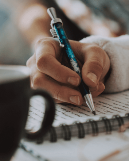 lilartsy-jw3xbuelpKM-unsplash-1024x653