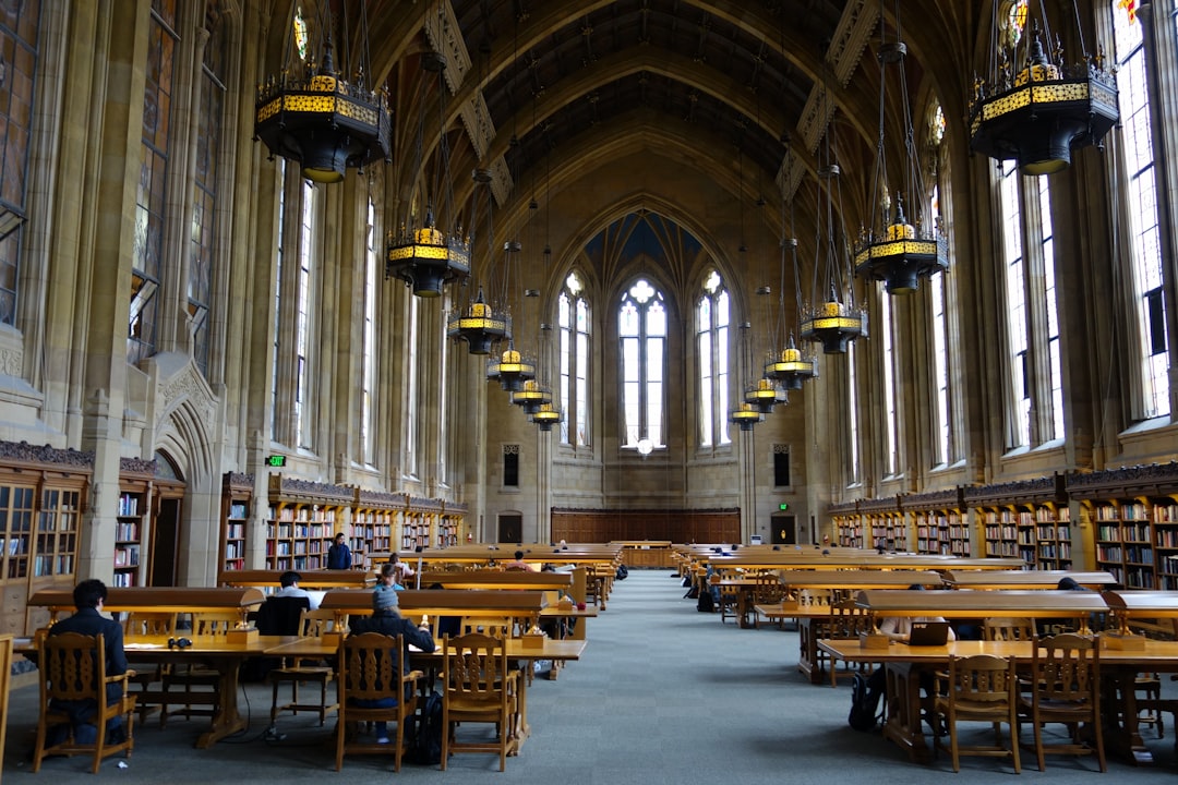 How to Research Colleges for Fit and Essays